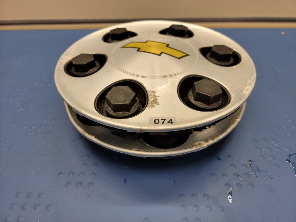 2007-2014 Chevy Van Tahoe Avalanche Silverado Suburban Wheel Center Caps