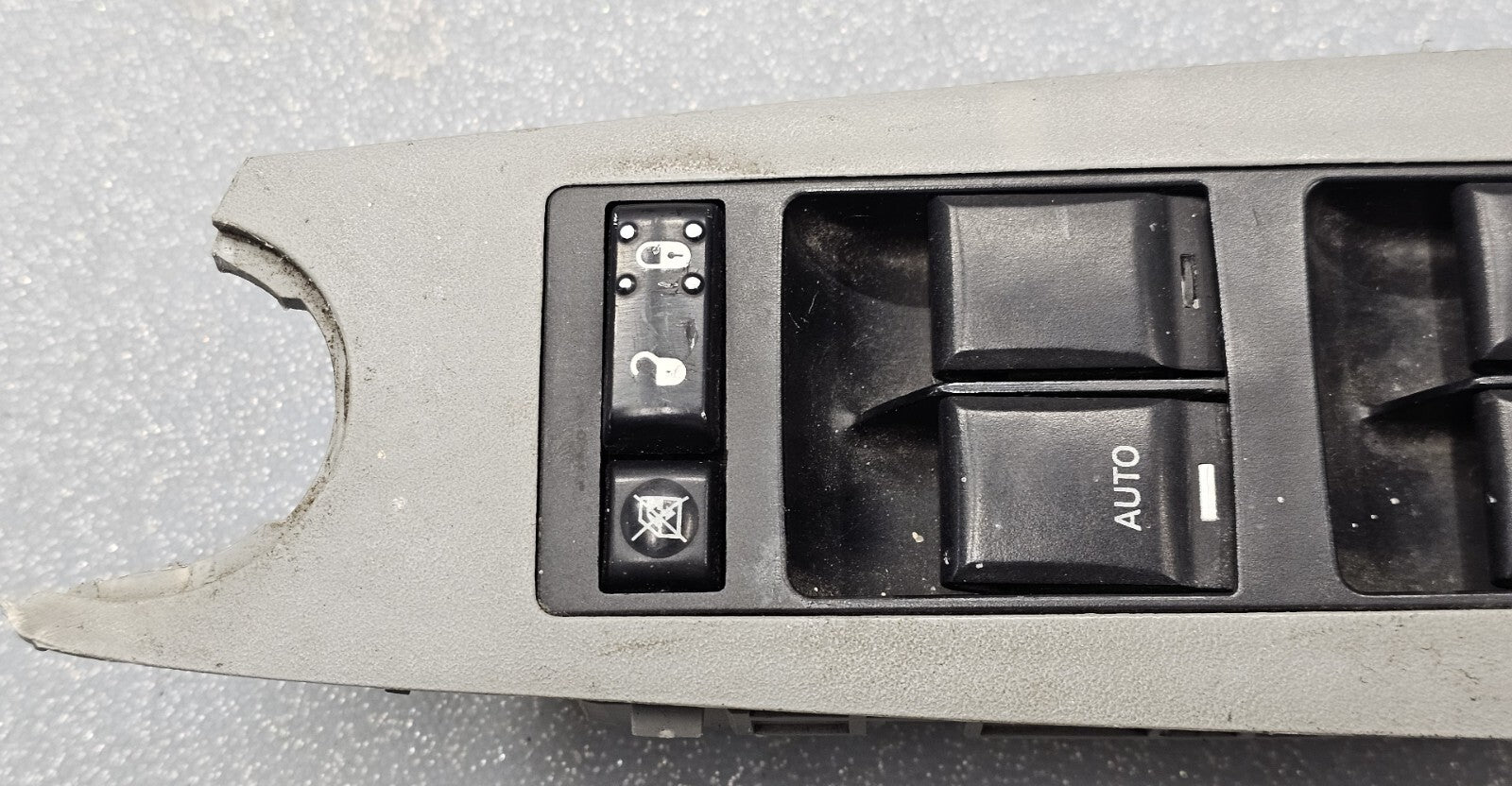 🔥07-14 Chrysler 200 patriot Dakota Left Driver Master Window Switch Grey