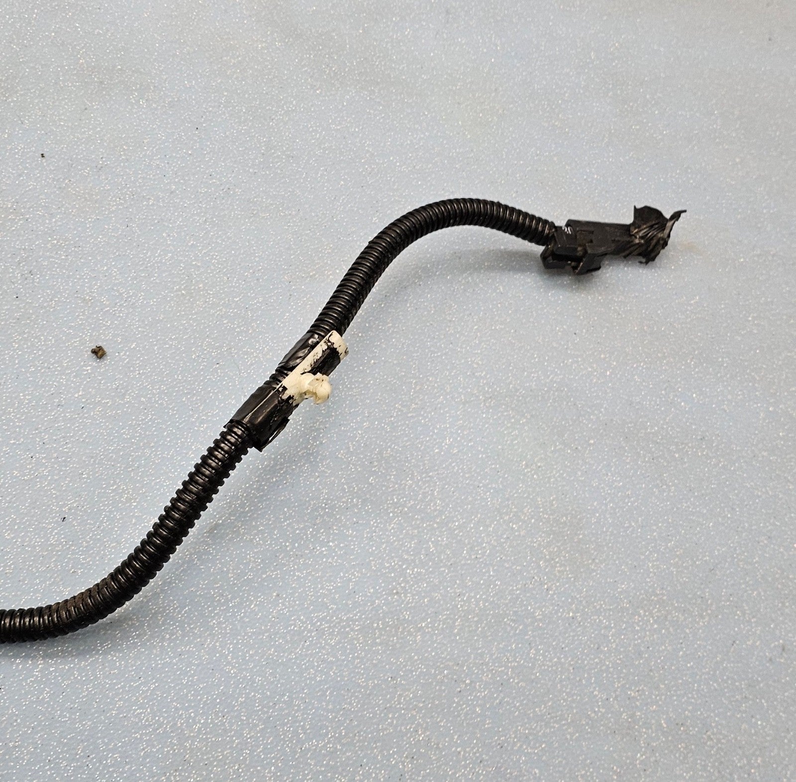 🔥07-14 Tahoe Silverado Front Left Driver Seat Belt Seatbelt Buckle Black OEM