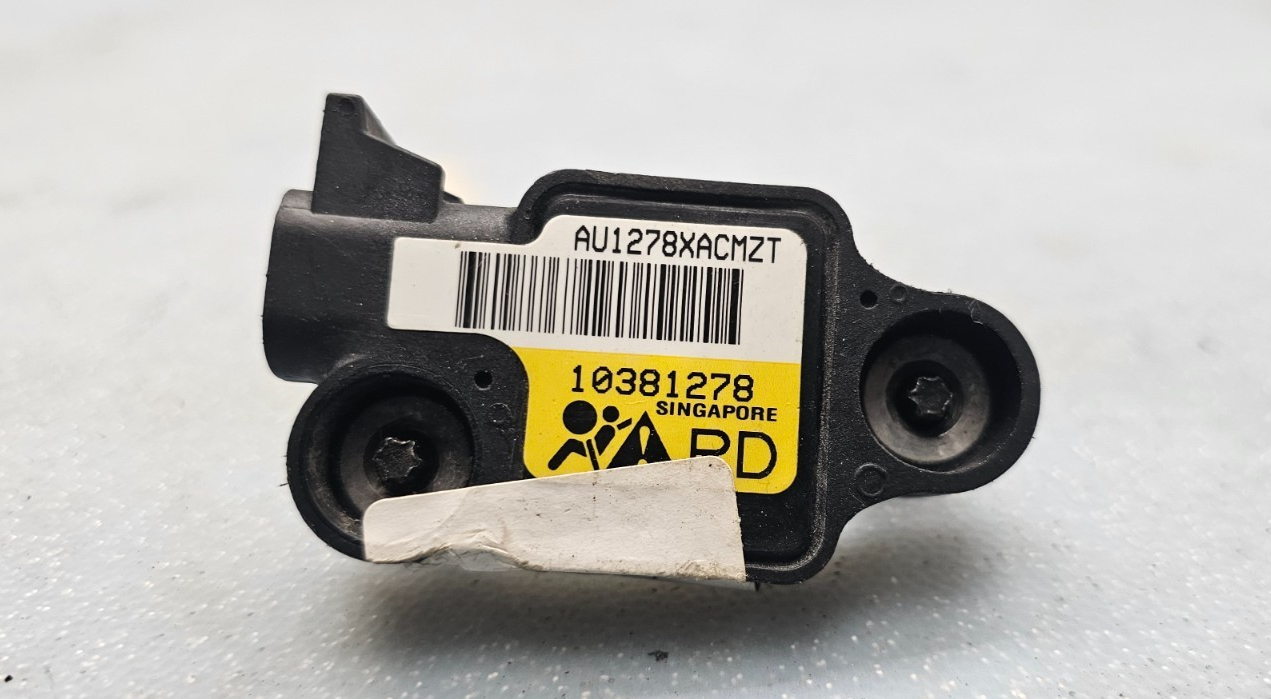 🔥2007-2008 Silverado Tahoe Sierra Escalade Side Sensor black OEM