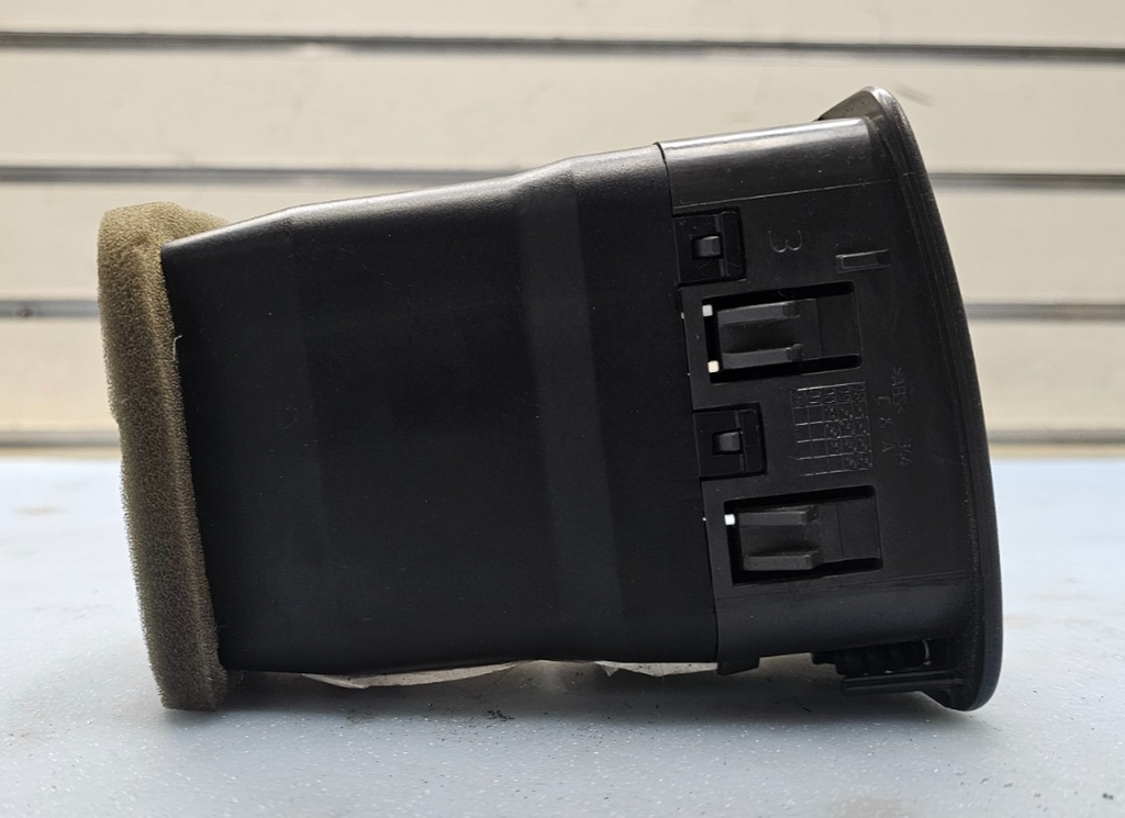 🔥99-06 Silverado Sierra Right Passenger Dash AC A/C HVAC Heater Air Vent Black