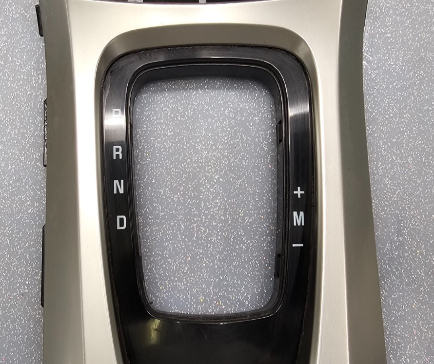 🔥08-13 CADILLAC CTS FLOOR SHIFTER BEZEL COVER PANEL TRIM SILVER OEM