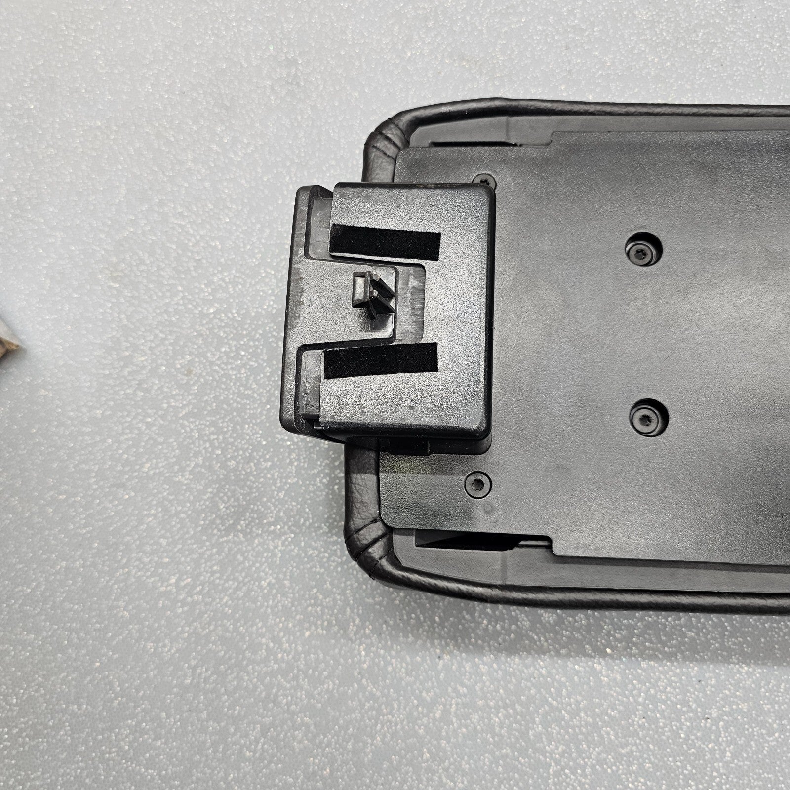 🔥07-09 LINCOLN MKZ FRONT CENTER CONSOLE ARMREST LID TOP PAD COVER BLACK LEATHER