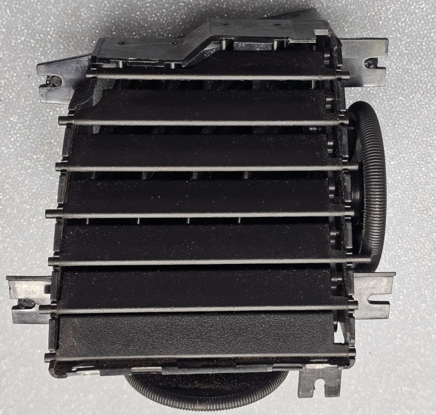 🔥00-07 Chevrolet Monte Carlo Front Left Outer Air Vent Dash Center Grille Black