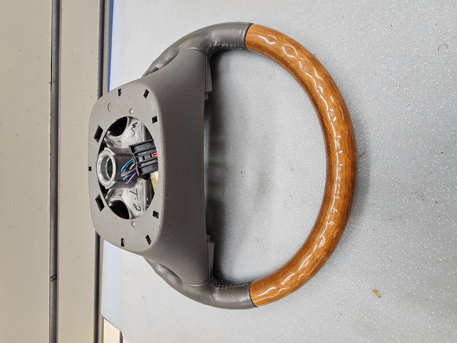 🔥07-17 GMC Acadia 08-17 Buick Enclave Steering Wheel Column Manual Cruise GRAY