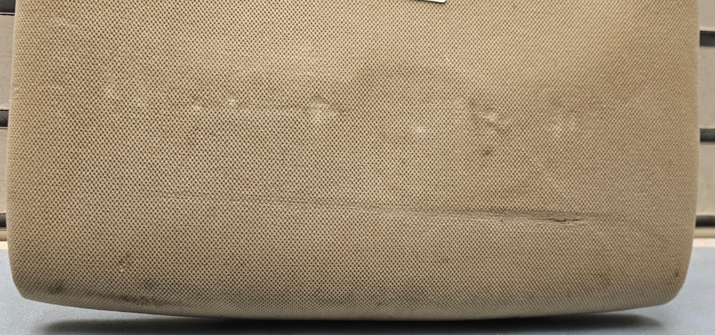 🔥07-13 Yukon Tahoe Suburban Front Right Passenger Seat Back Panel Cover Tan
