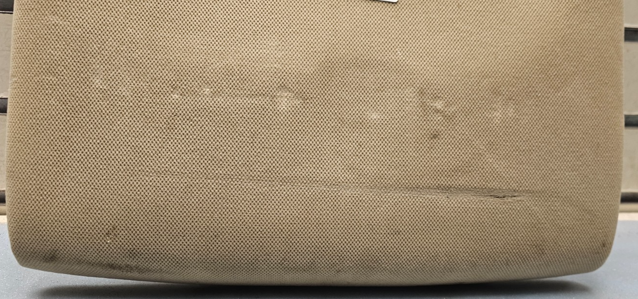 🔥07-13 Yukon Tahoe Suburban Front Right Passenger Seat Back Panel Cover Tan