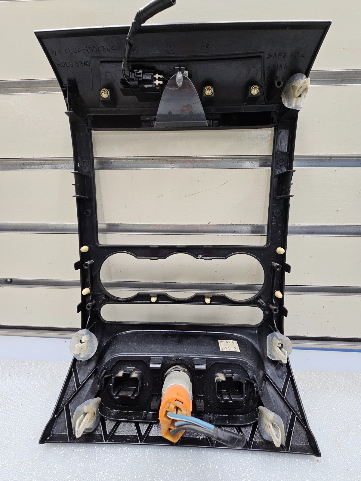 04-08 Ford F150 Lariat Climate Control Heater &Radio Bezel Dash Trim Black OEM