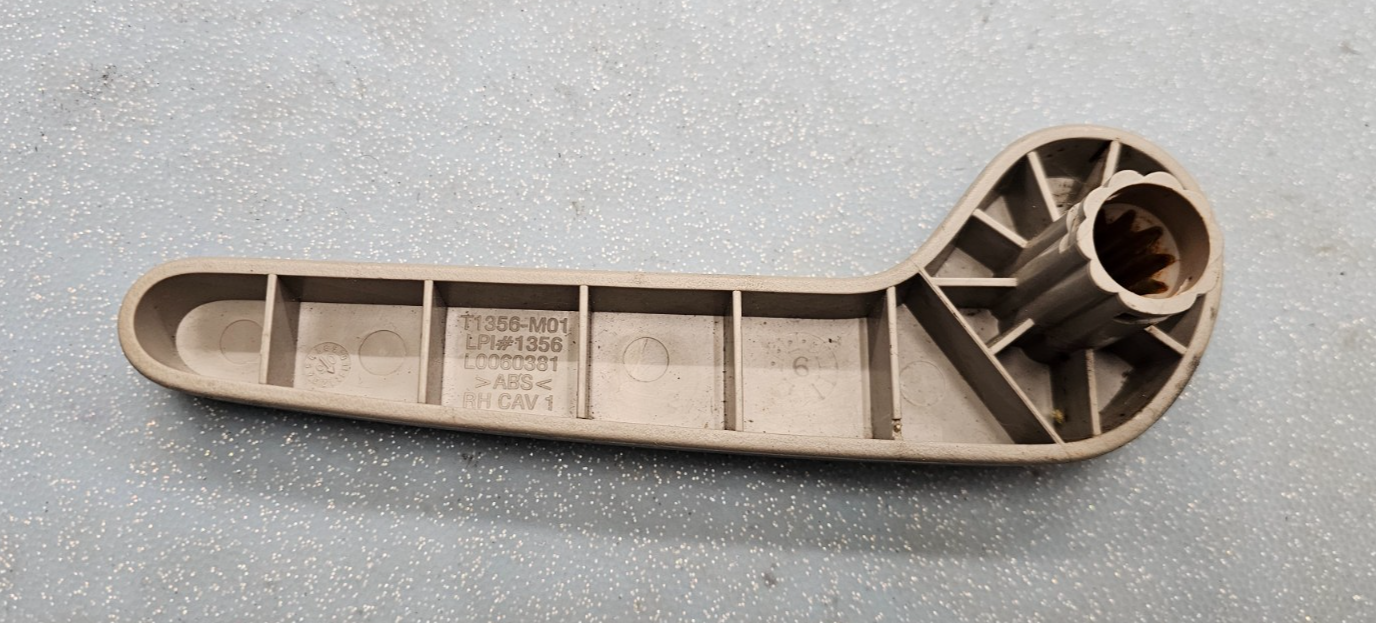 🔥07-13 Chevrolet Tahoe Escalade Right Seat Recliner Lever Handle OEM TAN