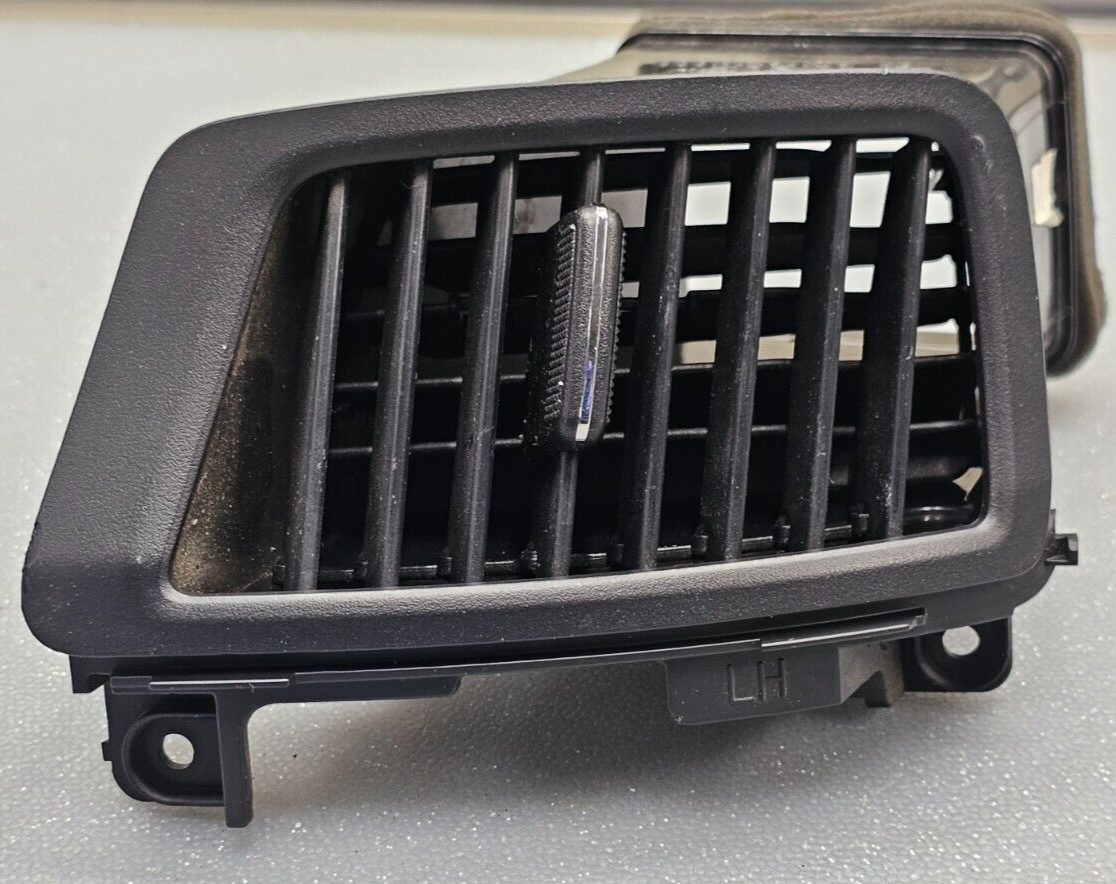🔥11-13 Kia Sorento Dash CENTER LH AC Heater Air Vent Duct Assembly Grille Black