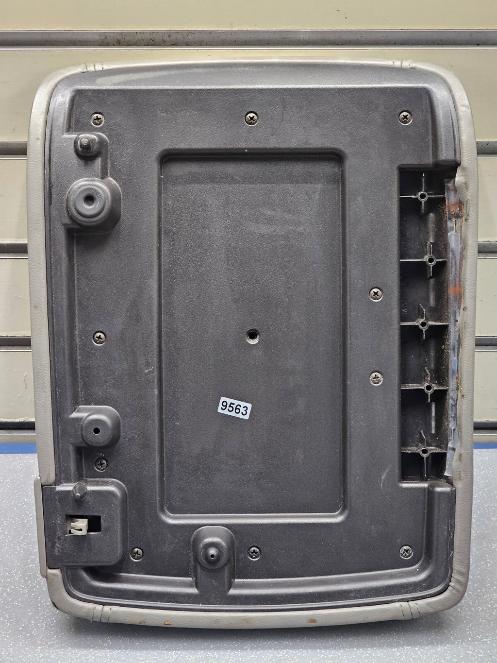🔥03-06 Escalade Yukon Center Console Armrest Lid Box Storage Assembly Gray L8
