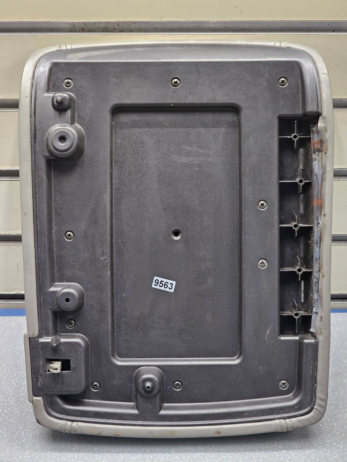 🔥03-06 Escalade Yukon Center Console Armrest Lid Box Storage Assembly Gray L8