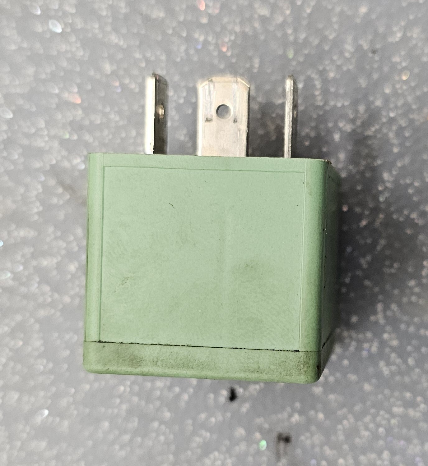92-08Toyota Corolla Siemens OEM RELAY 90080-87015 fanABS inhibitVF4-12F21-Z01/TC