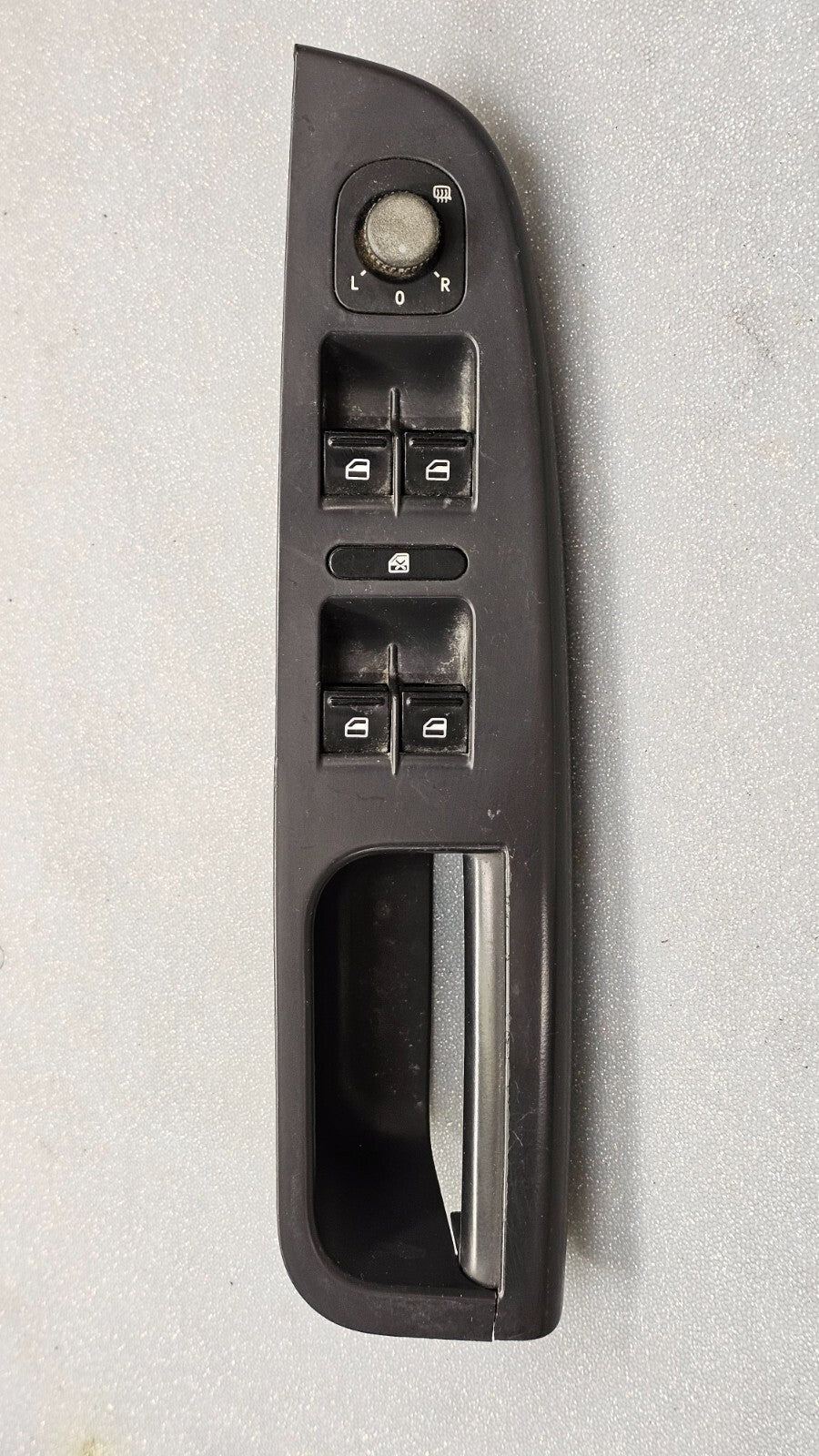 05-10 Passat Golf Jetta Rabbit Left Driver Door Master Power Window Switch Black