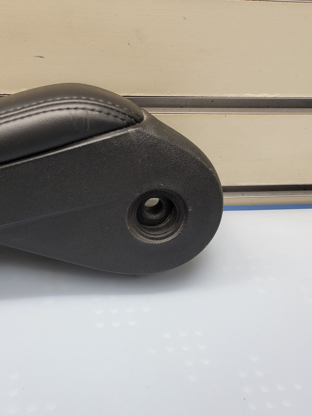 🔥11-20 CARAVAN TOWN & COUNTRY RIGHT PASSENGER SIDE FRONT SEAT ARMREST BLACK
