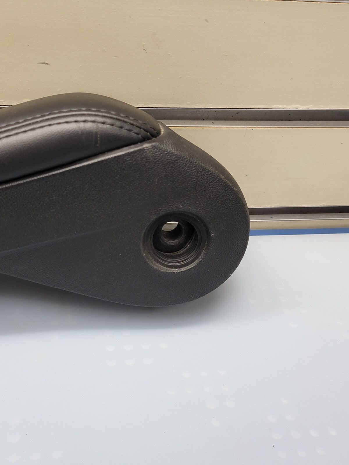 🔥11-20 CARAVAN TOWN & COUNTRY RIGHT PASSENGER SIDE FRONT SEAT ARMREST BLACK