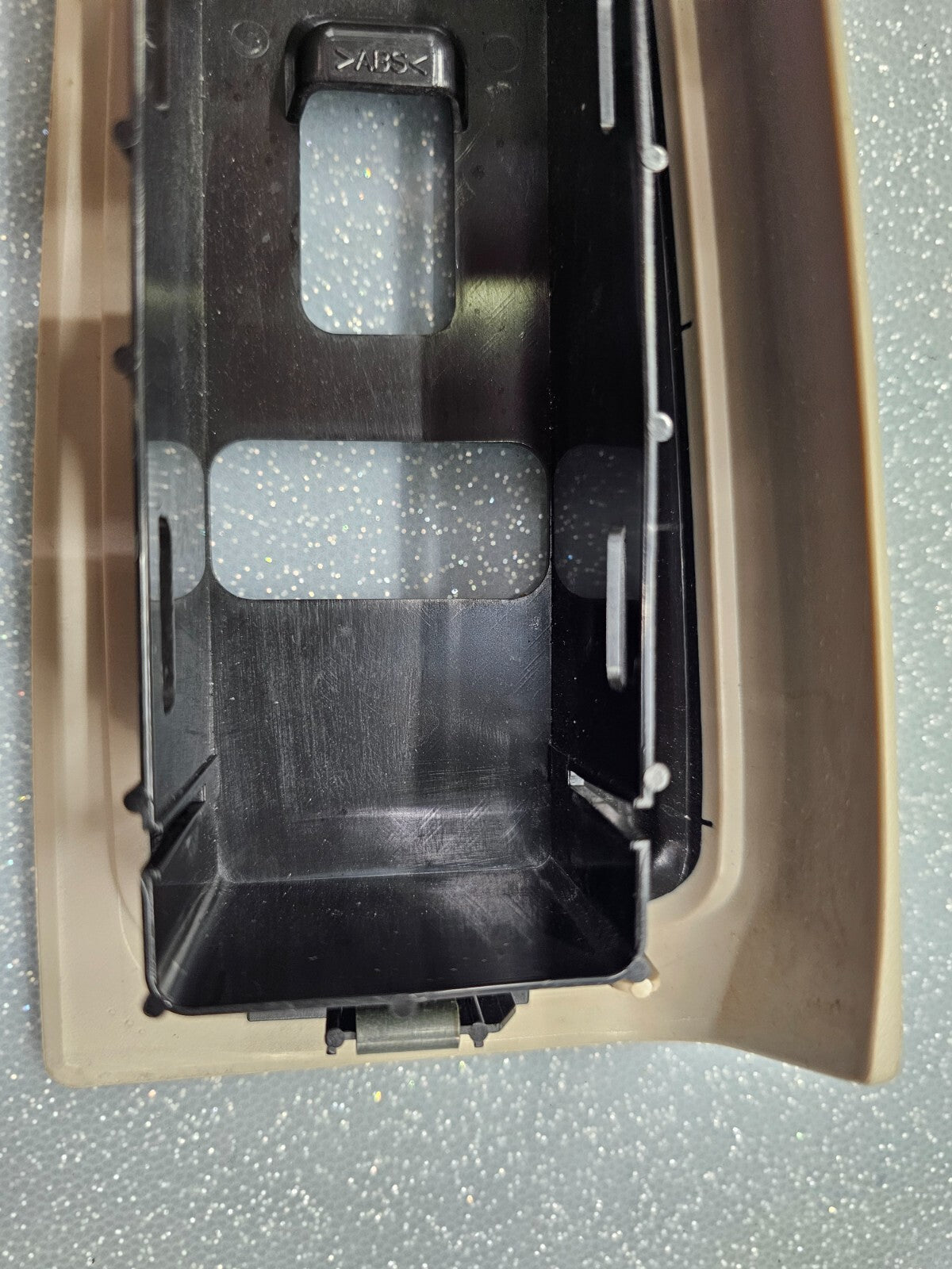 03-06Silverado Sierra Right Passenger Power Window Switch Assembly Black/TAN WS4
