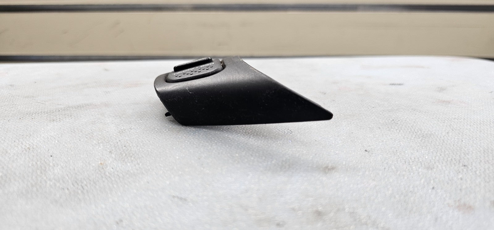 🔥99-04 JEEP GRAND CHEROKEE CRUISE RIGHT STEERING WHEEL CONTROL PUSH BUTTON