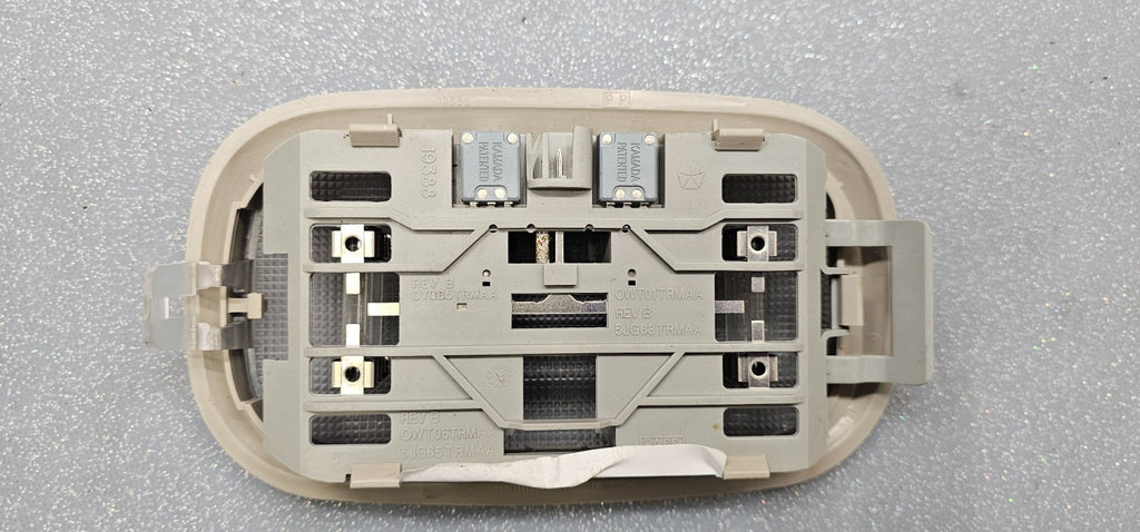 🔥04-20 Durango Caravan Town Country Overhead Console Rear Dome Light Lamp Tan