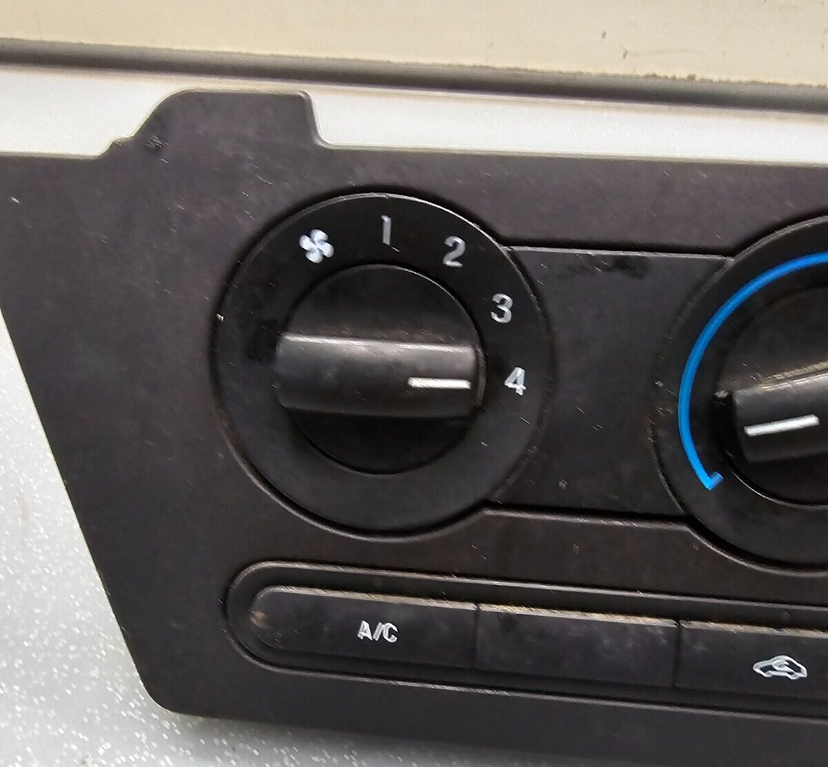 06-09 Ford Fusion Milan Dash Heater Temperature Climate Control Conditioner OEM
