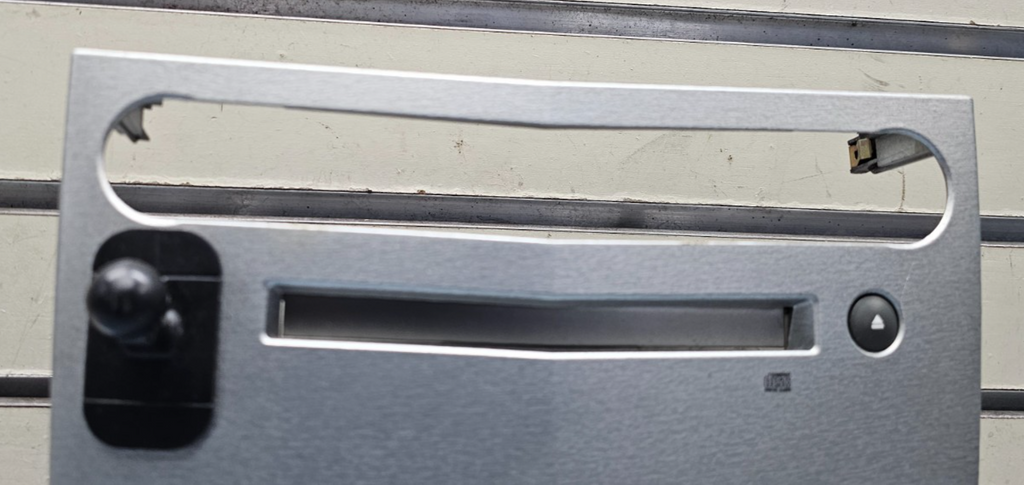 🔥04-06 Maxima Center Instrument Panel Bezel With Storage Compartment Silver