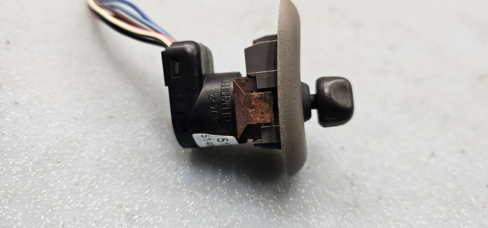 🔥02-09 TRAILBLAZER ENVOY BRAVADA LEFT DRIVER POWER MIRROR DOOR CONTROL SWITCH