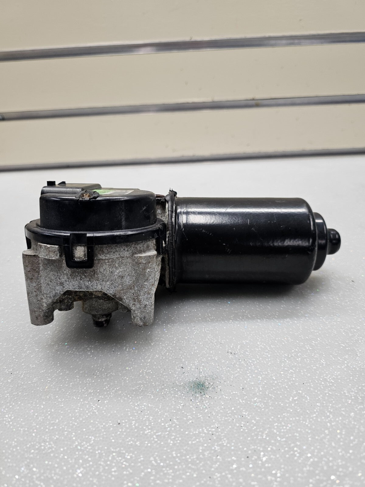 🔥2003-2006 Lincoln Town Car Grand Marquis Front Windshield Wiper Motor Assembly