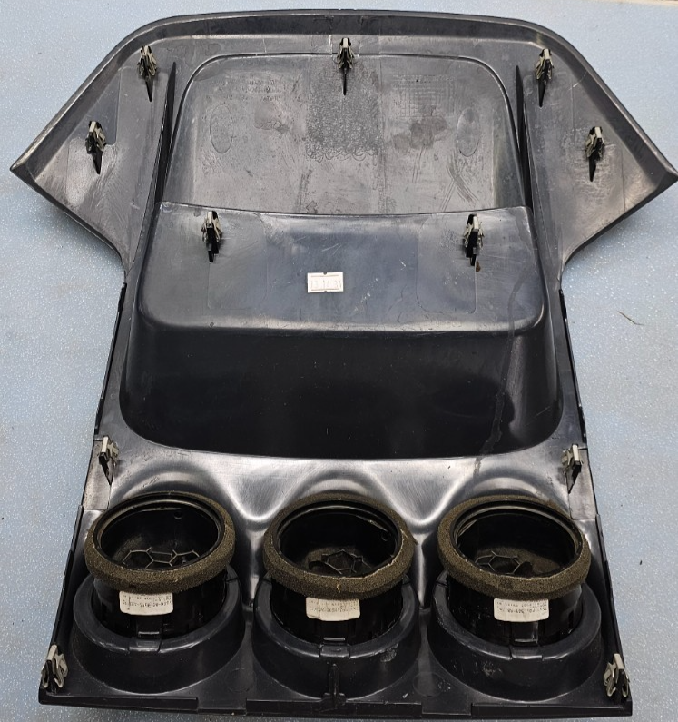 🔥10-13 Ford Transit Connect-Center Upper Dash Bezel W/Triple Vents OEM Black
