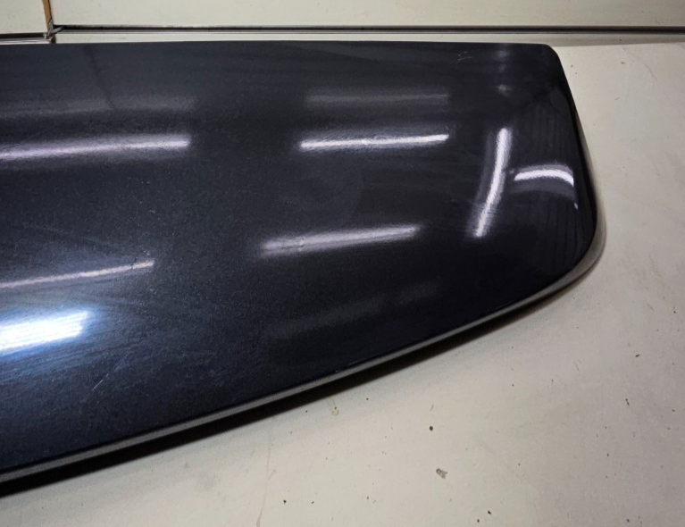 11-20 Dodge Grand Caravan Rear Upper Hatch Spoiler Wing Mount Break Light Black
