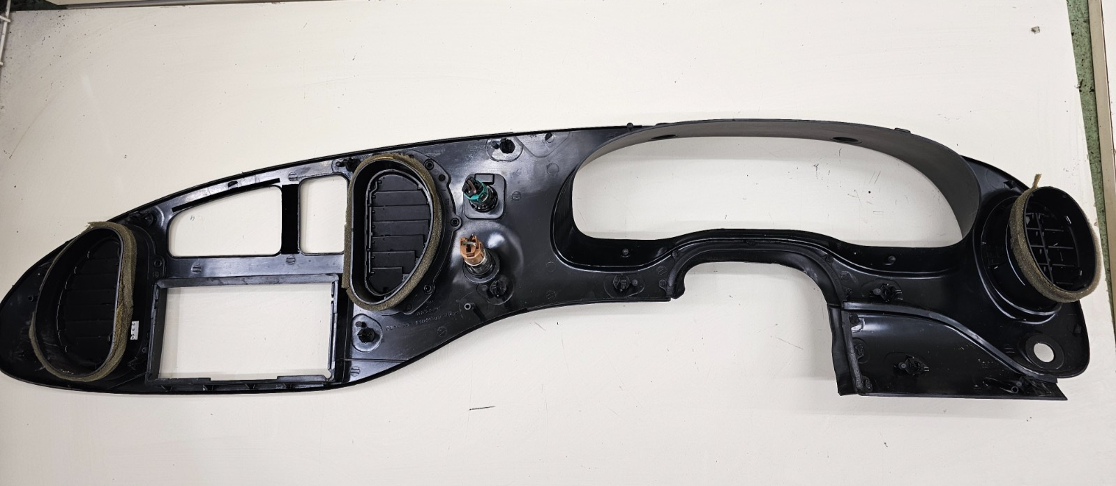 🔥97-03 Ford E-150 Econoline Dash Instrument Cluster Bezel Climate Radio Black