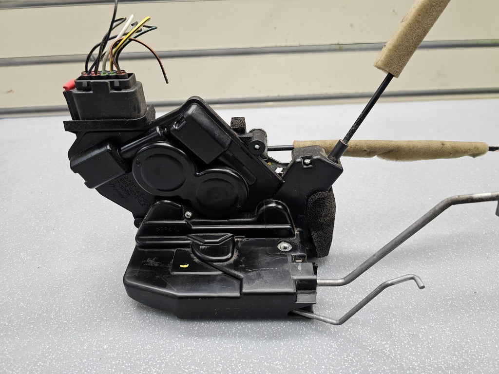 🔥2008 - 2009 Mazda 3 door Power Lock Latch Actuator  Front Left Driver / OEM