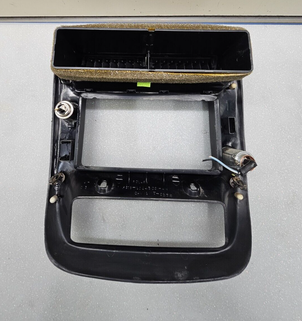 🔥95-10 Ranger EXPLORER Radio Center Dash Bezel🔴2 Lighter Air Vents BLACK B2
