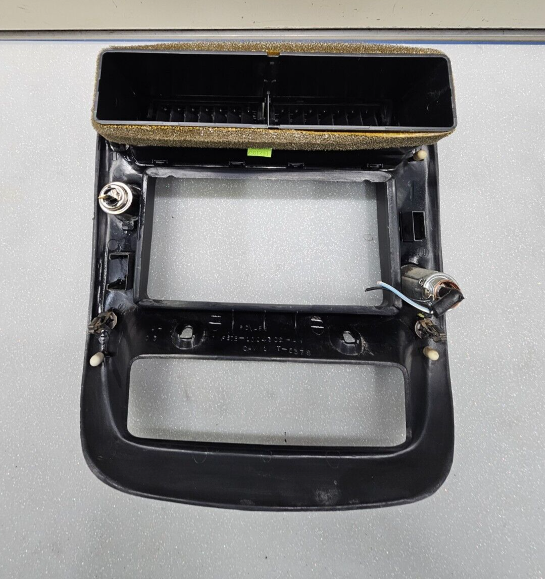 🔥95-10 Ranger EXPLORER Radio Center Dash Bezel🔴2 Lighter Air Vents BLACK B2