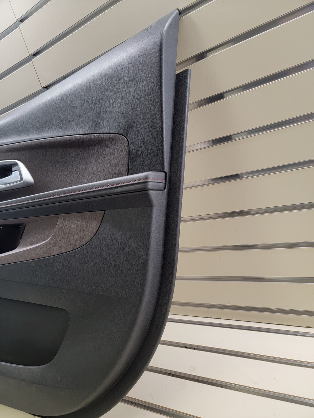 🔥2010 - 2016 CHEVROLET EQUINOX right passenger H FRONT DOOR PANEL BLACK/TAN