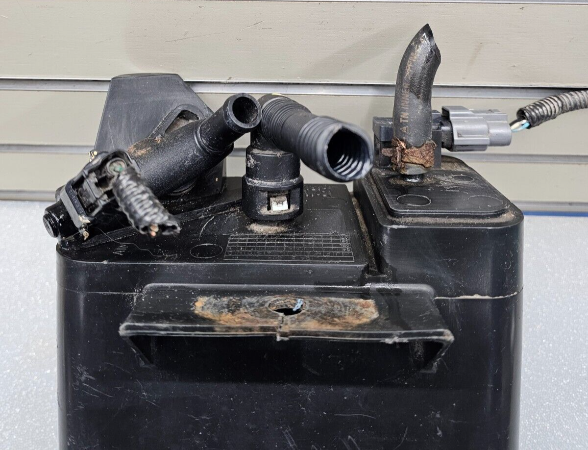 05-12 Nissan Pathfinder Frontier Charcoal Vapor Evap Canister Emission Assembly