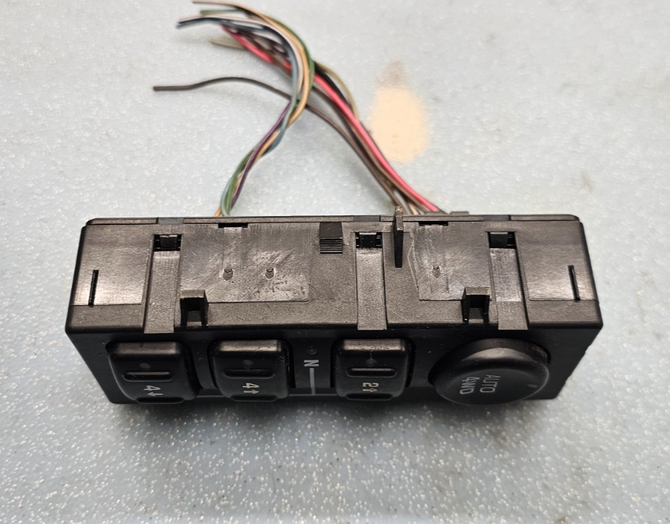 🔥03-07 Chevy Suburban GMC Yukon 4x4 4WD Selector Control Switch Assembly Black