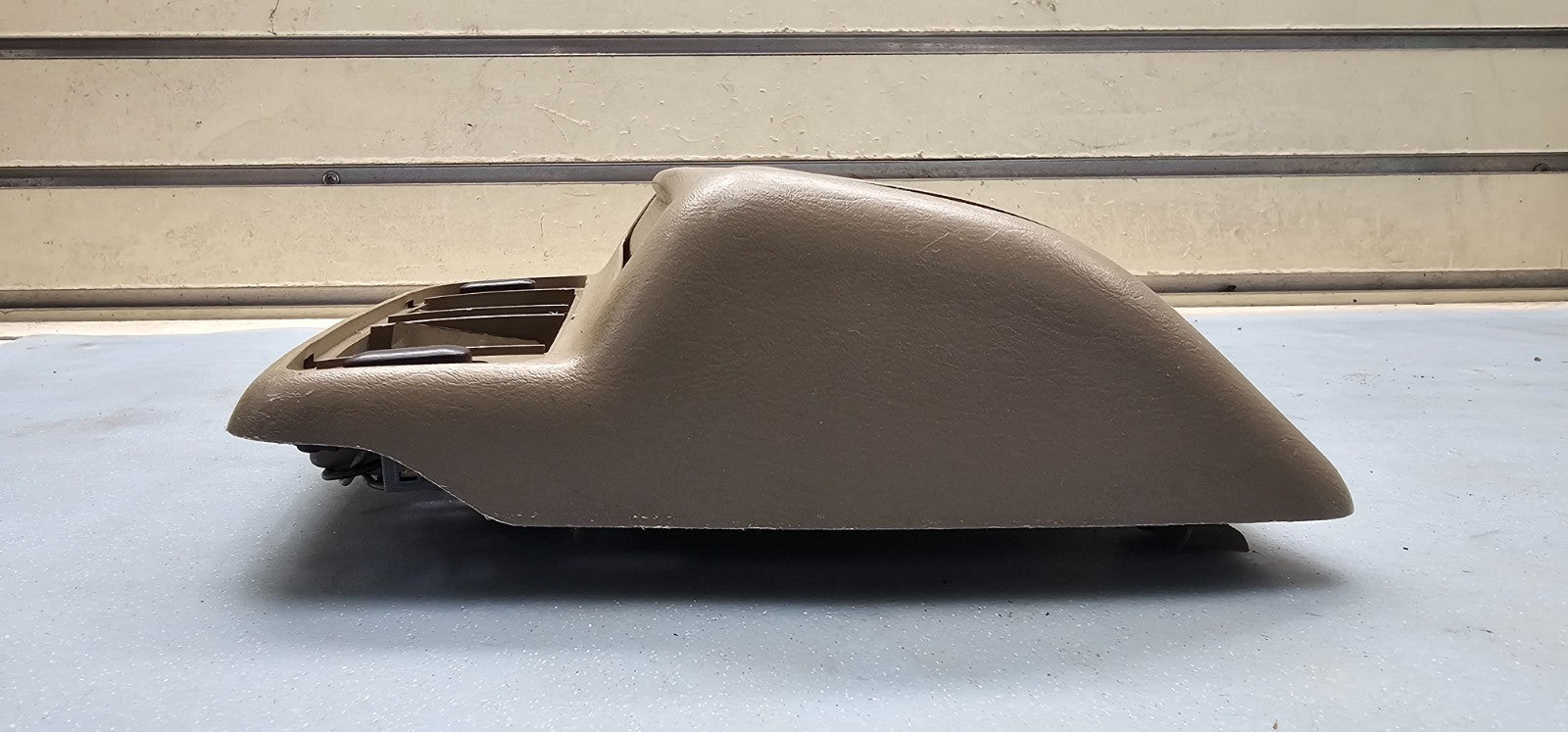 🔥98-02 TOYOTA 4RUNNER OVERHEAD ROOF CONSOLE DOME MAP LIGHT LAMP ASSEMBLY TAN