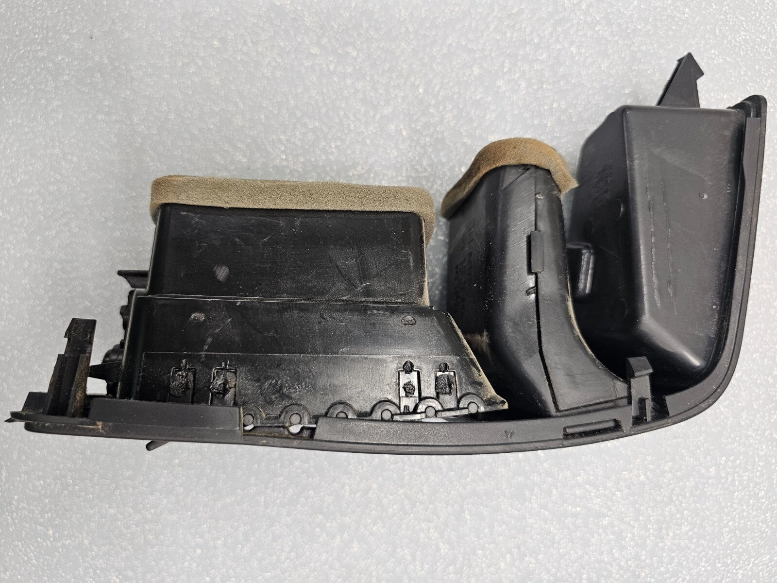 05-15 TITAN ARMADA QX56 DASH PASSENGER AIR VENT HEATER FILTER CONDITIONER BLACK