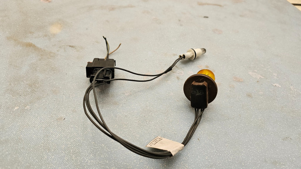 🔥05-07 Chrysler 300 Tail Lamp Wiring Harness Turn Signal Park Bulb Socket OEM