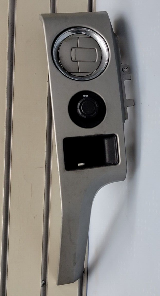 🔥 2009-2014 Ford F150 Dash Air Vent Trim right passenger side silver