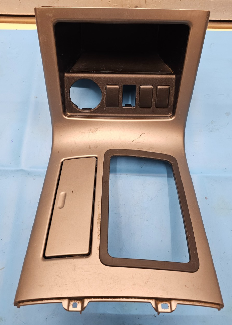 🔥05-12 NISSAN PATHFINDER CENTER CONSOLE SHIFTER SHIFT STORAGE BEZEL TRIM SILVER