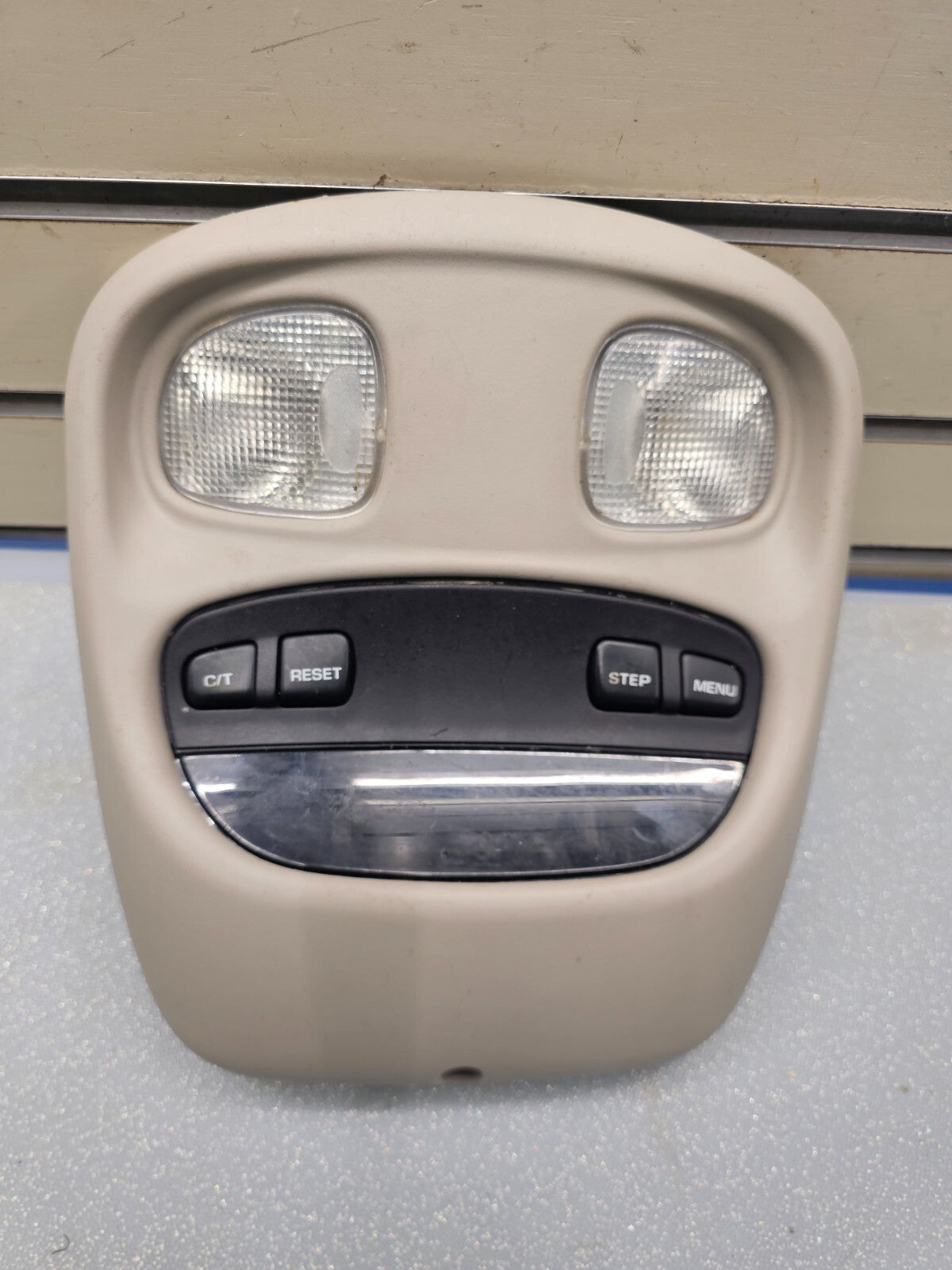 🔥99-04 Jeep Grand Cherokee Overhead Console Interior Dome Map Light Storage TAN