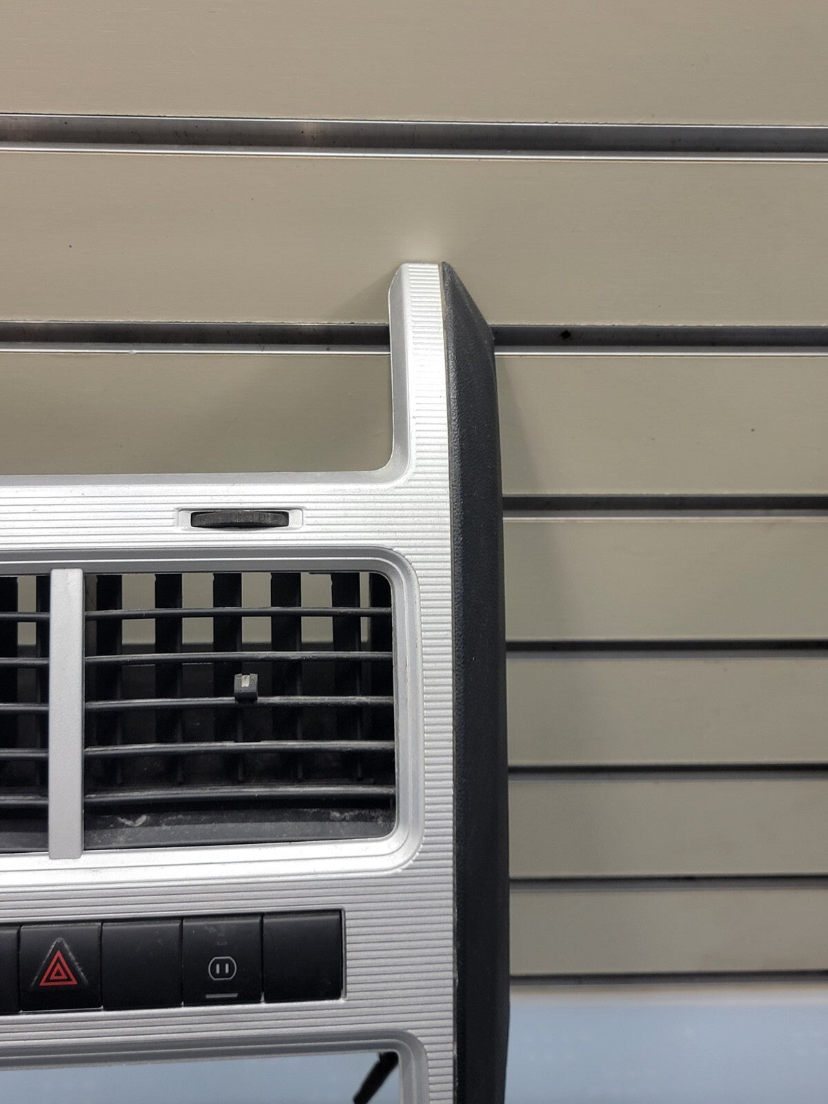 🔥2009-2010 DODGE JOURNEY DASH RADIO TRIM BEZEL OEM silver