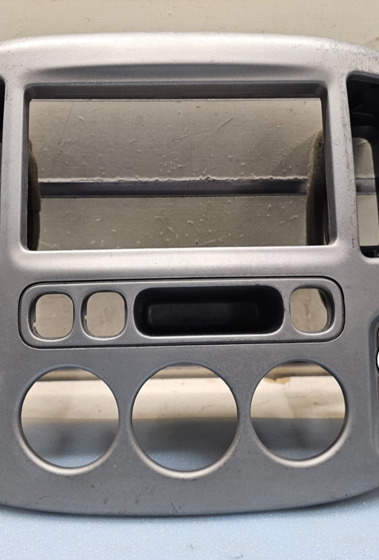 🔥2001-2007 FORD ESCAPE CENTER DASH RADIO A/C CLIMATE TRIM BEZEL Silver OEM