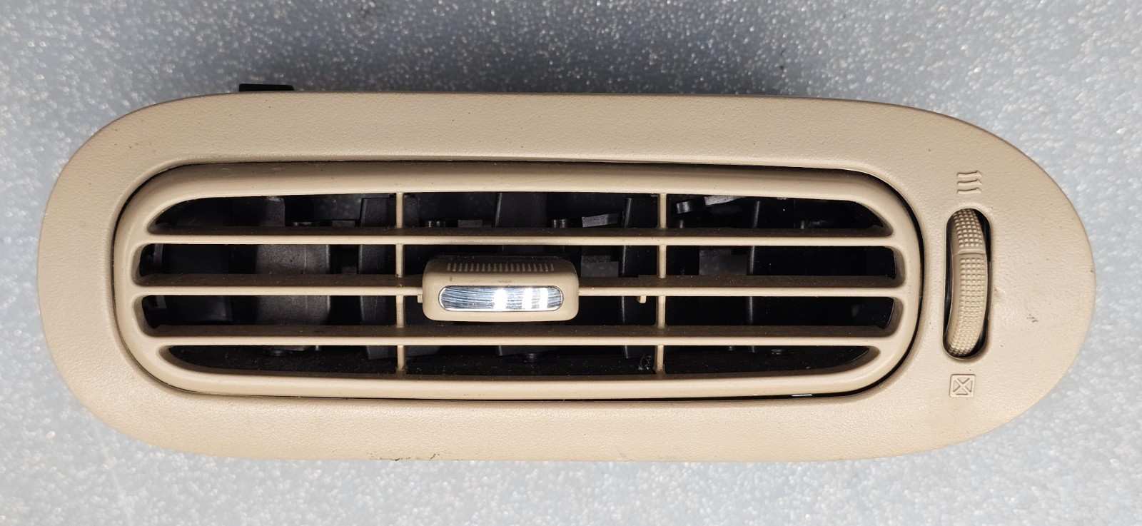 🔥00-06 FORD TAURUS DASH RIGHT PASSENGER AC A/C HVAC AIR VENT HEATER PANEL TAN