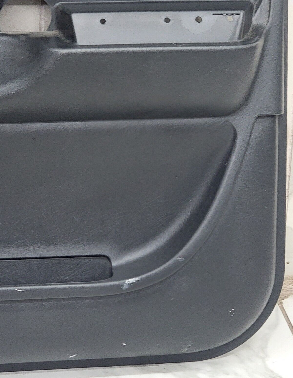 98-04 Chevy Blazer Jimmy S-10 GMC Sonoma Front Door Panels AUTO OEM RIGHT GRAY
