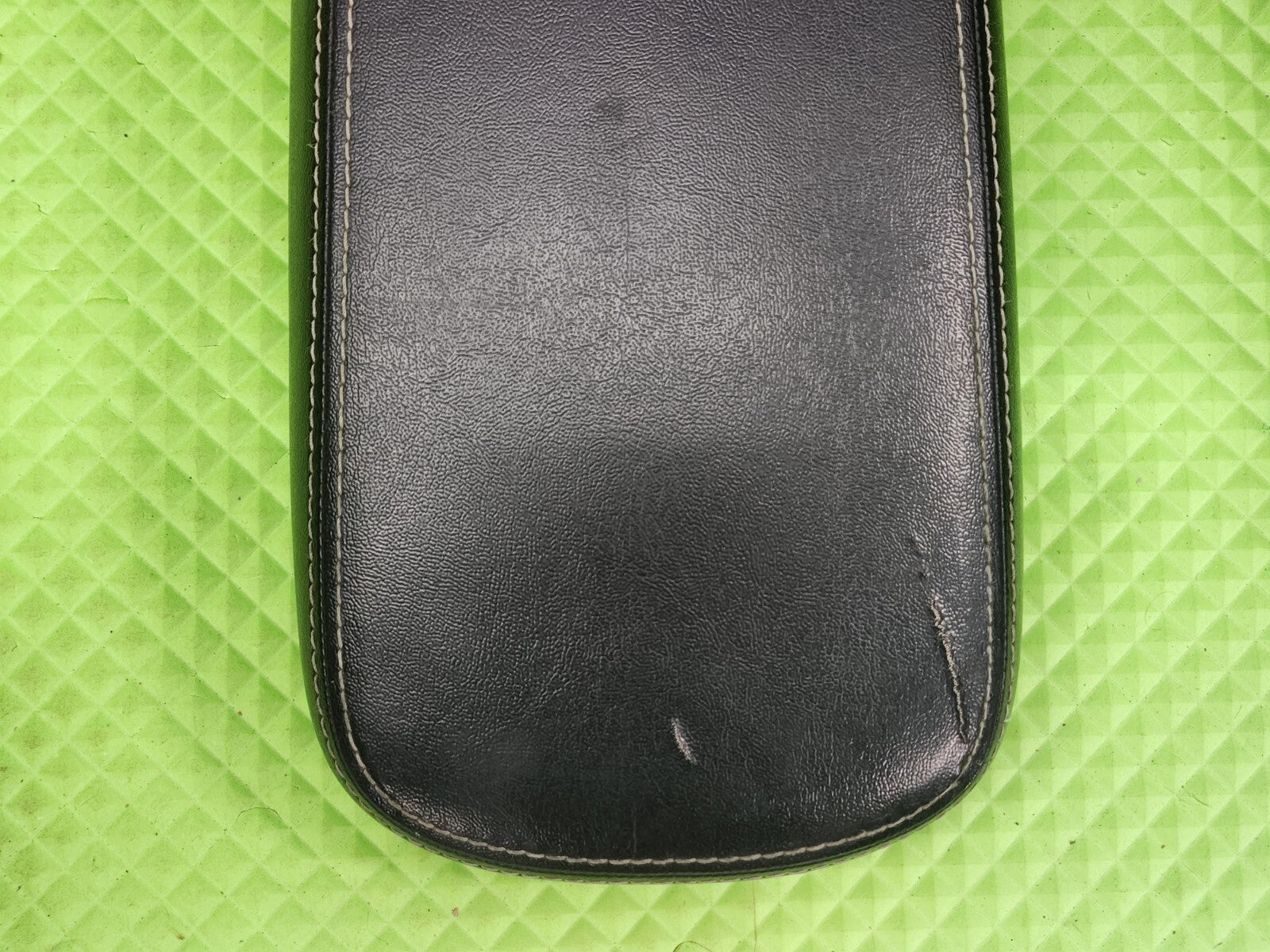 🔥2011-2014 CHRYSLER 200 DODGE AVENGER CENTER CONSOLE LID ARM REST BLACK