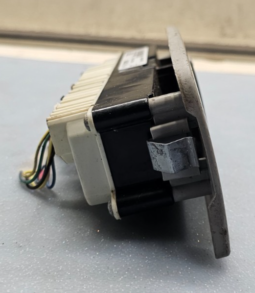 🔥06-11 CADILLAC DTS FRONT RIGHT PASSENGER WINDOW POWER SWITCH ASSEMBLY GRAY