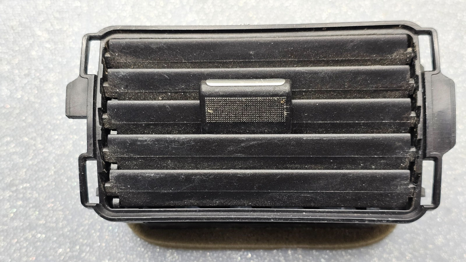 🔥05-07 FIVE HUNDRED Center Dash Right Passenger AC A/C AIR VENT Heater Black