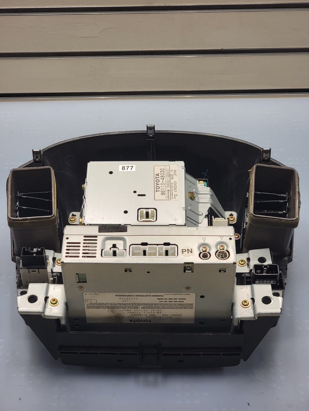 🔥1999-2003 Lexus RX300 Am Fm Cd Player Radio Receiver ID P1714 On Radio OEM